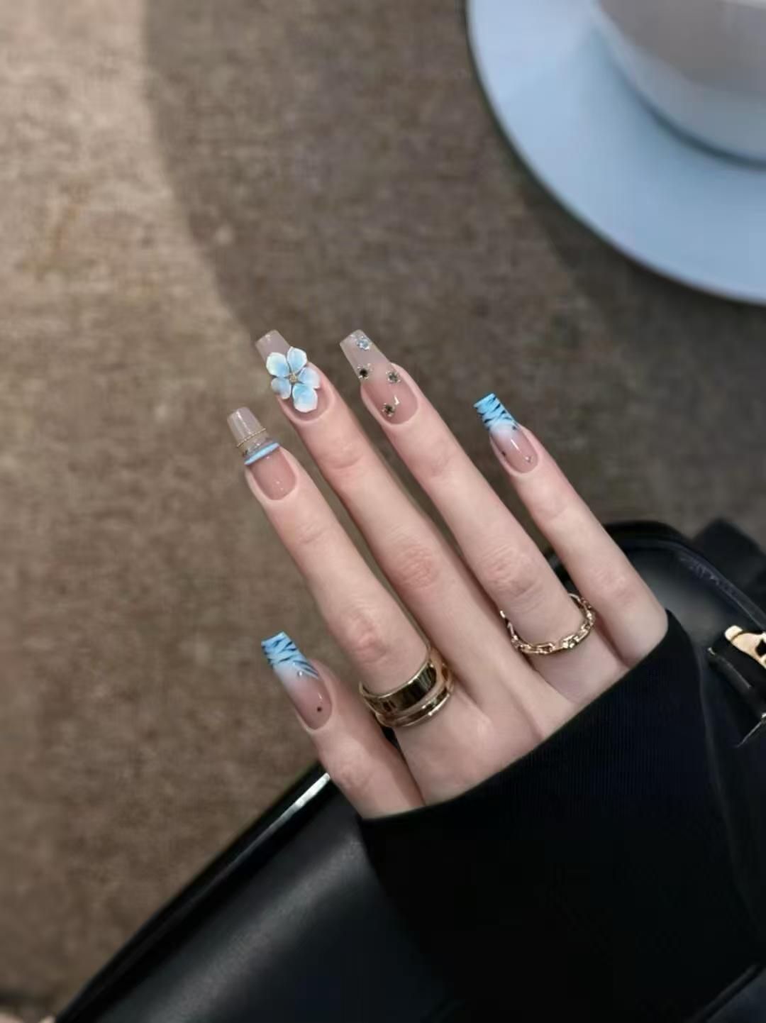 10個入り ハンドメイド ミドルプレスオンネイル ブルーゼブ - Nail Art Zebra のレビューと価格