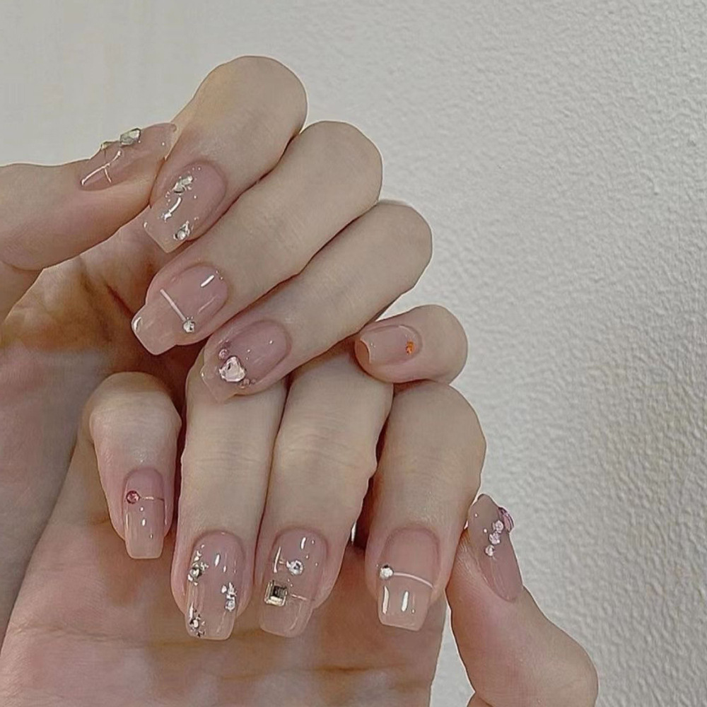 24個入り キャッツアイ シンプル グリッターネイルチップ  - Nail Art Gliter のレビューと価格