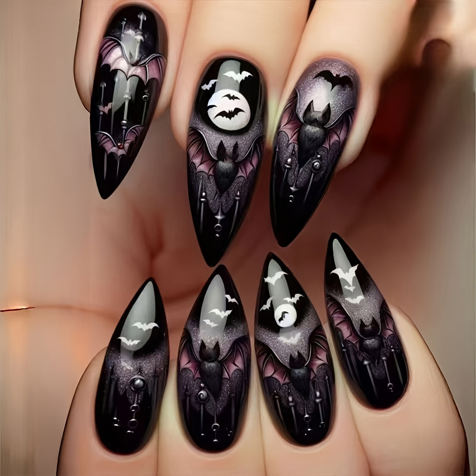 24枚入り ハロウィン フェイクネイル ブラックアーモンド型 - Nail Art Aesthetic のレビューと価格